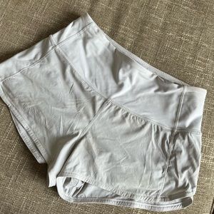 Lululemon Speed Up Short 
High rise, size 4  white